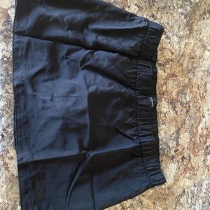 Black the northface skort